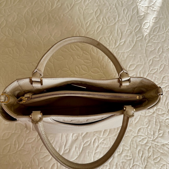 Tory Burch Light Cream Pebbled Leather Satchel - Picture 4 of 10